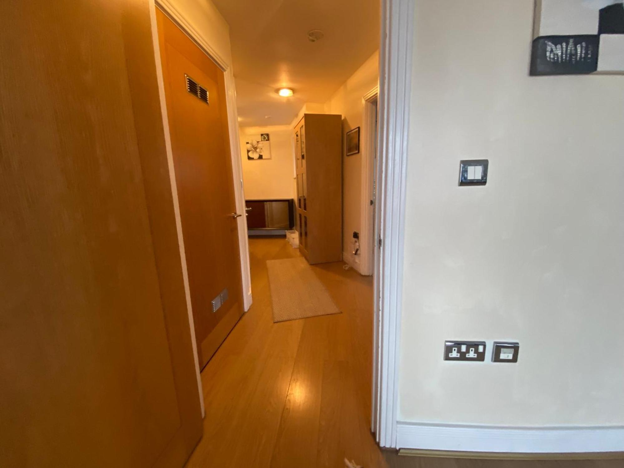 Apartment Cosy 2 Bedroom Royal Docks
