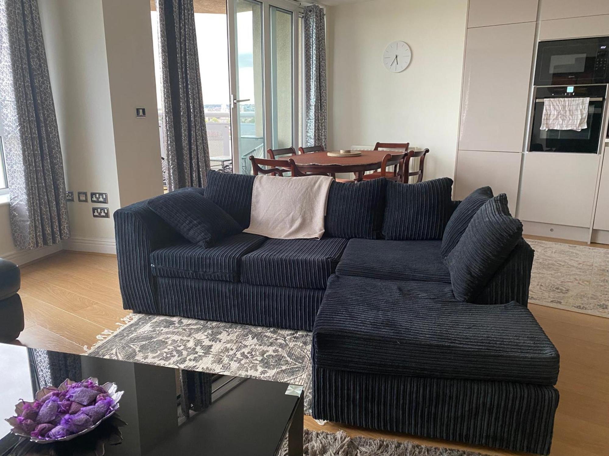 Apartment Cosy 2 Bedroom Royal Docks London