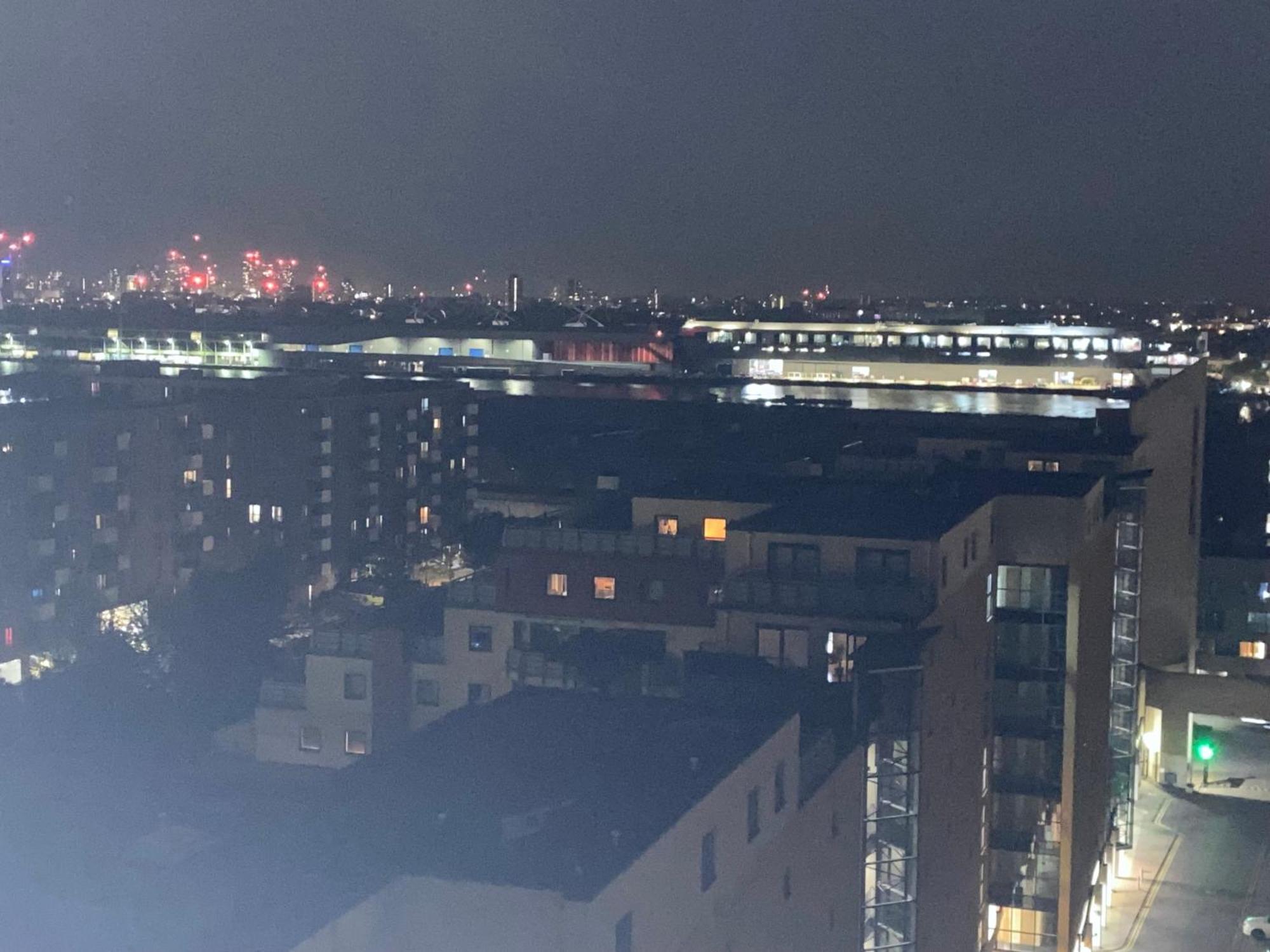 Apartment Cosy 2 Bedroom Royal Docks