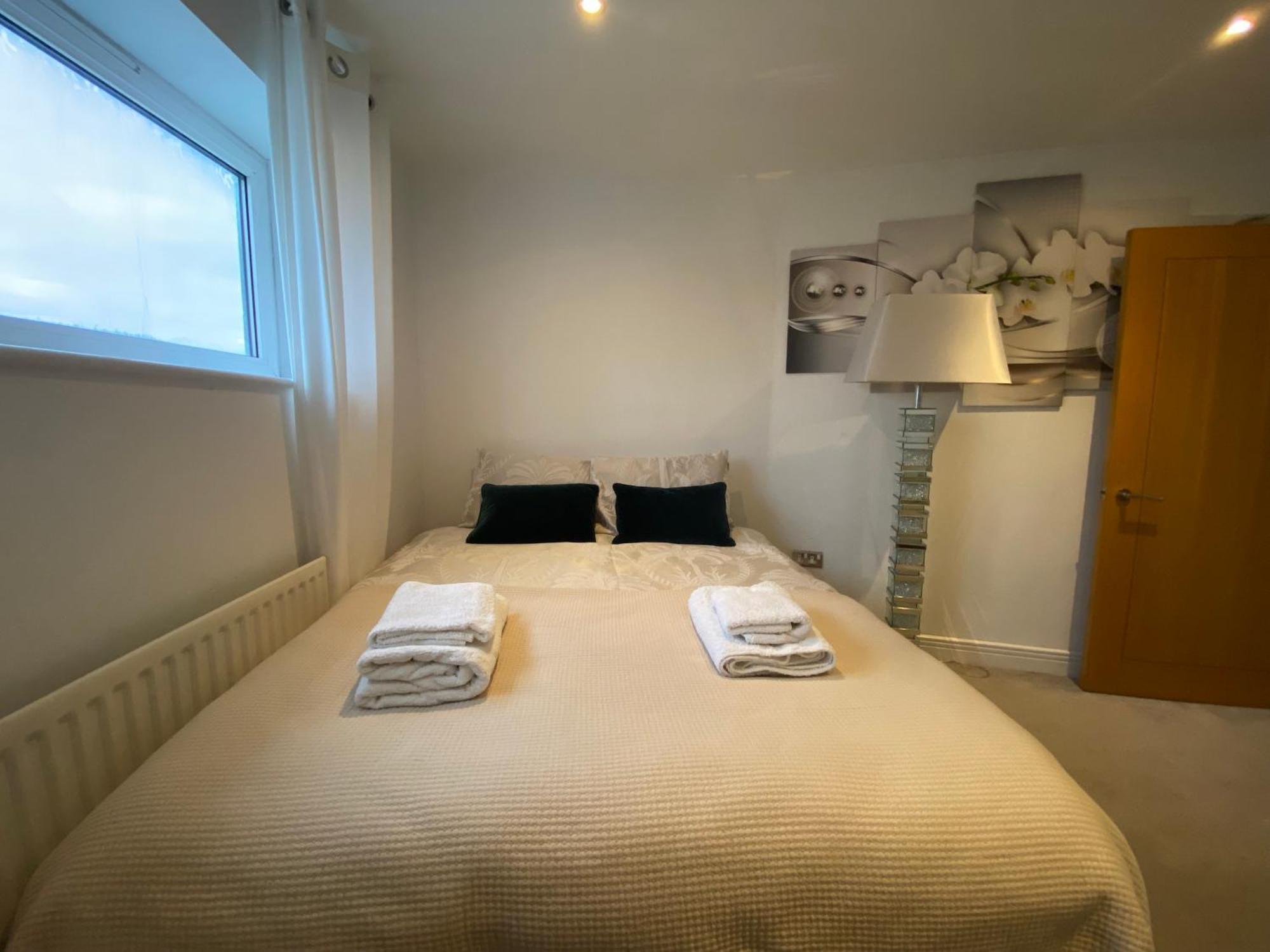 Cosy 2 Bedroom Royal Docks London