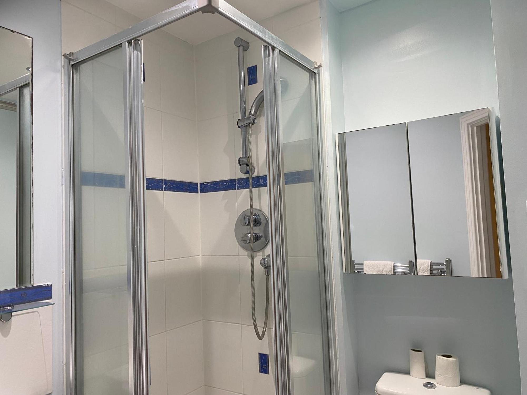 Cosy 2 Bedroom Royal Docks *